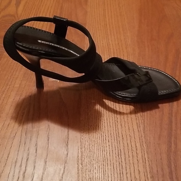 Sandals - Picture 2 of 6